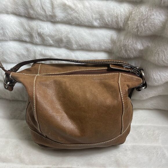 Fossil vintage leather brown shoulder bag with silver tone accent and ha… - Picture 2 of 11